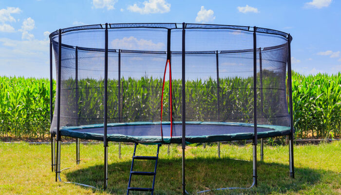 5 must-have trampoline accessories