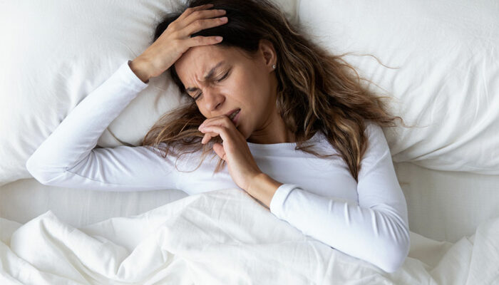 Unhealthy before-bedtime habits that worsen sleep quality