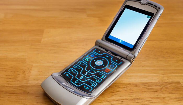 7 popular flip phones to check out for seniors