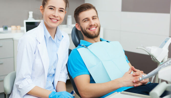 7 warning signs one may need dental implants