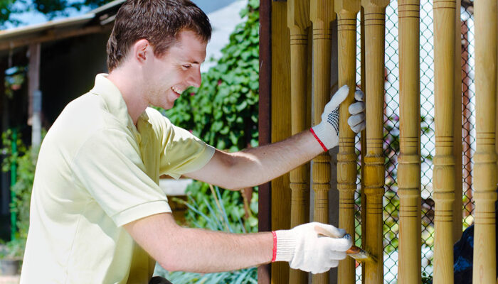 4  key things to consider when choosing a new garden fence