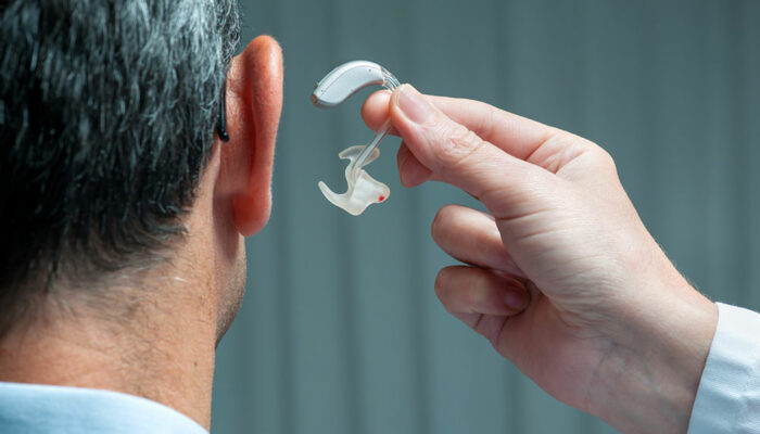 4 mistakes new hearing aid owners must avoid