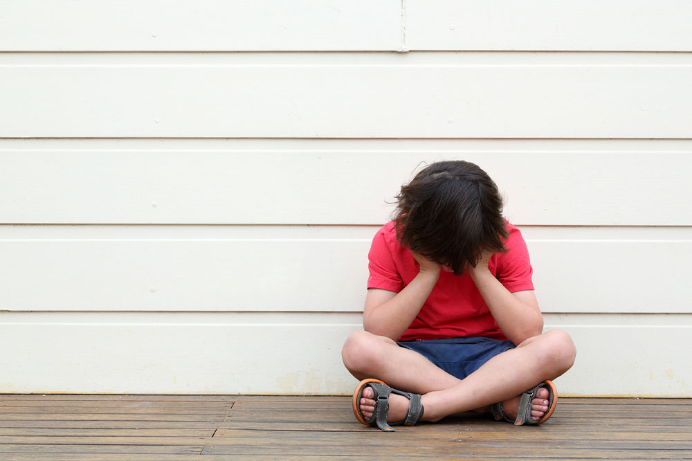 10 common signs of child neglect