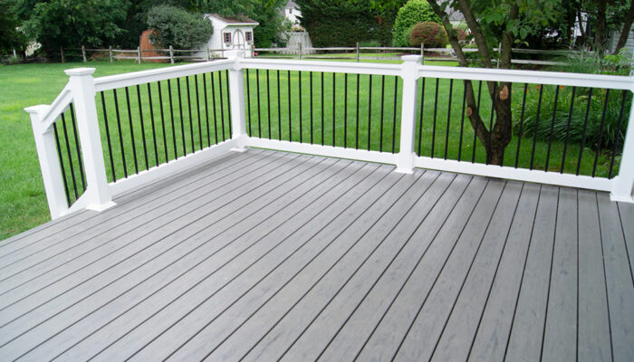 4 common mistakes to avoid while installing a deck railing system