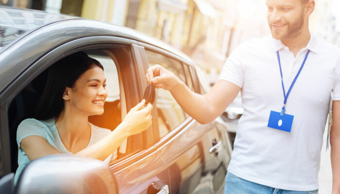 4 things to know before renting or leasing a car