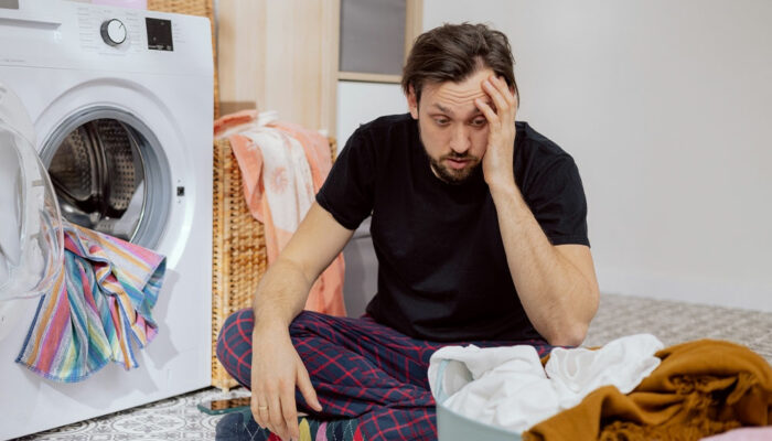 5 common mistakes to avoid while doing laundry