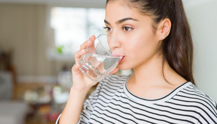 5 health issues caused by excess water intake