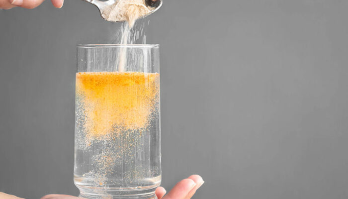 6 natural drinks that can help relieve constipation