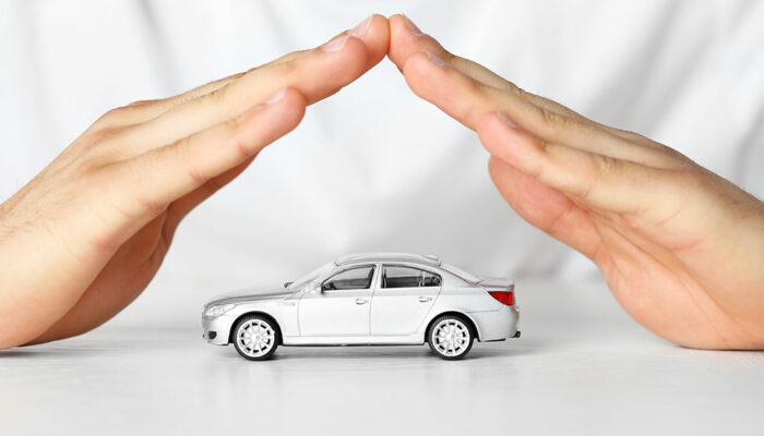 6 reasons to buy auto insurance