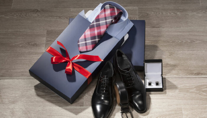 9 creative and classic gift ideas for men