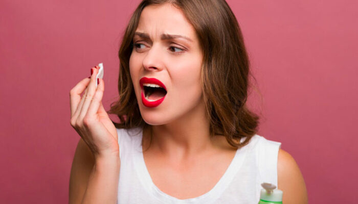 Causes of Bad Breath and Ways to Cure It