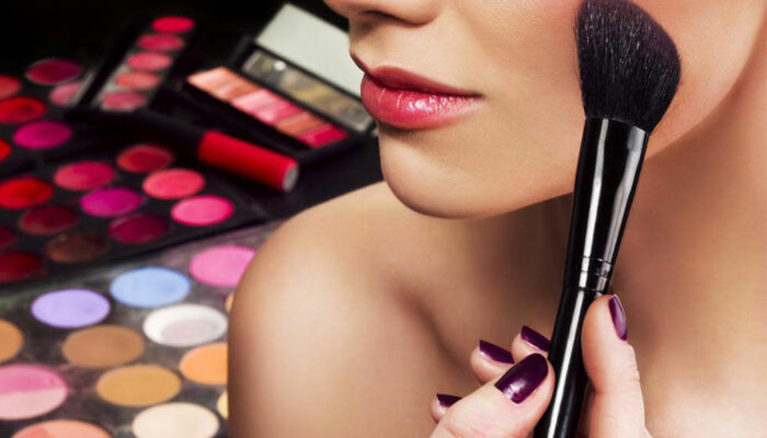 Avoid these 5 common makeup mistakes