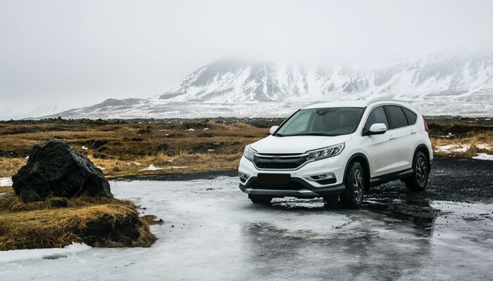 Interior and exterior details of the 2020 Honda CRV