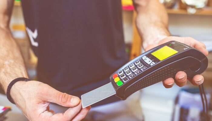 5 mistakes to avoid when using credit cards