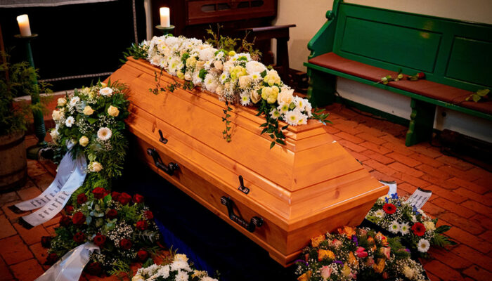 5 things to avoid doing at funerals