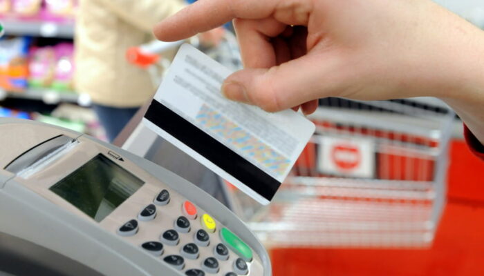 6 mistakes to avoid when using debit cards