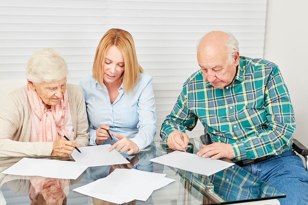 6 tips for seniors to choose the best life insurance policy