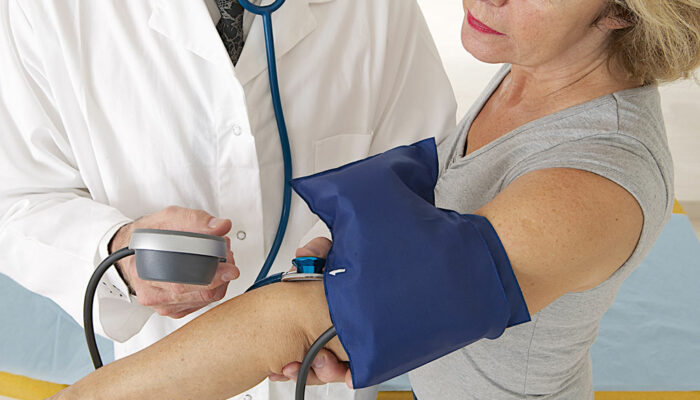 5 warning signs of high blood pressure